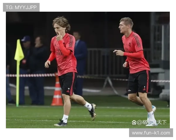 卡马文加：与莫德里奇、克罗斯完成中场过渡