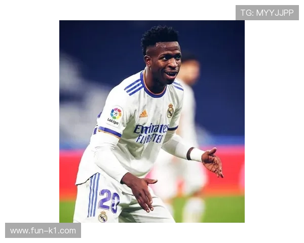 尼科·威廉斯与维尼修斯：速度型边锋的战术角色与跑位差异分析