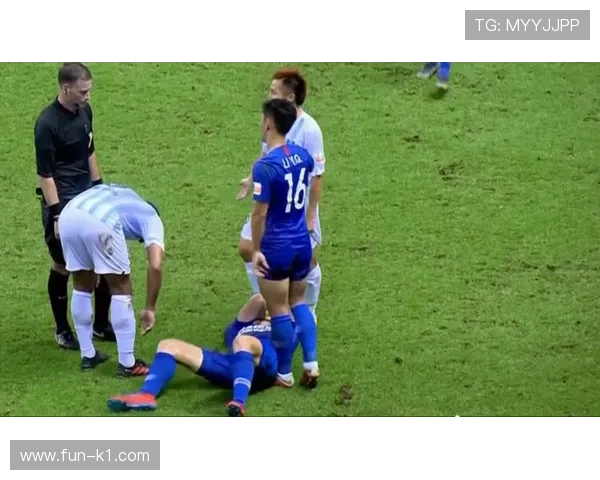 半场哨判罚要点：停止比赛与中场开球的裁判逻辑